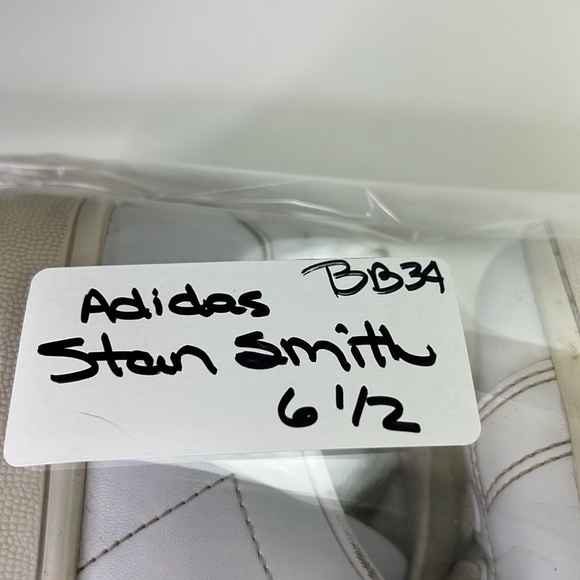 Adidas Stan Smith White Leather Sneakers  Men's 6 ½ Women's 8 - Picture 7 of 9